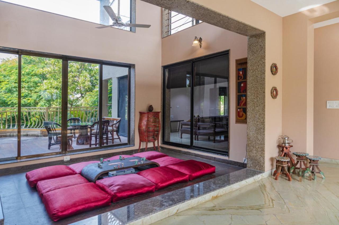 Saffronstays Aura, Alibaug - Luxury Pool Villa With A Game Room And Spacious Lawn آليباغ المظهر الخارجي الصورة
