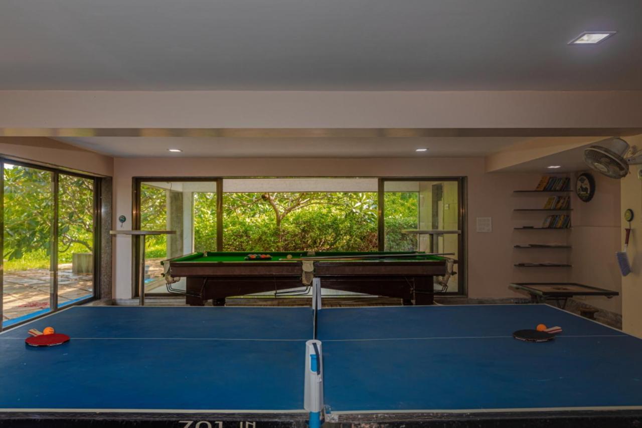 Saffronstays Aura, Alibaug - Luxury Pool Villa With A Game Room And Spacious Lawn آليباغ المظهر الخارجي الصورة